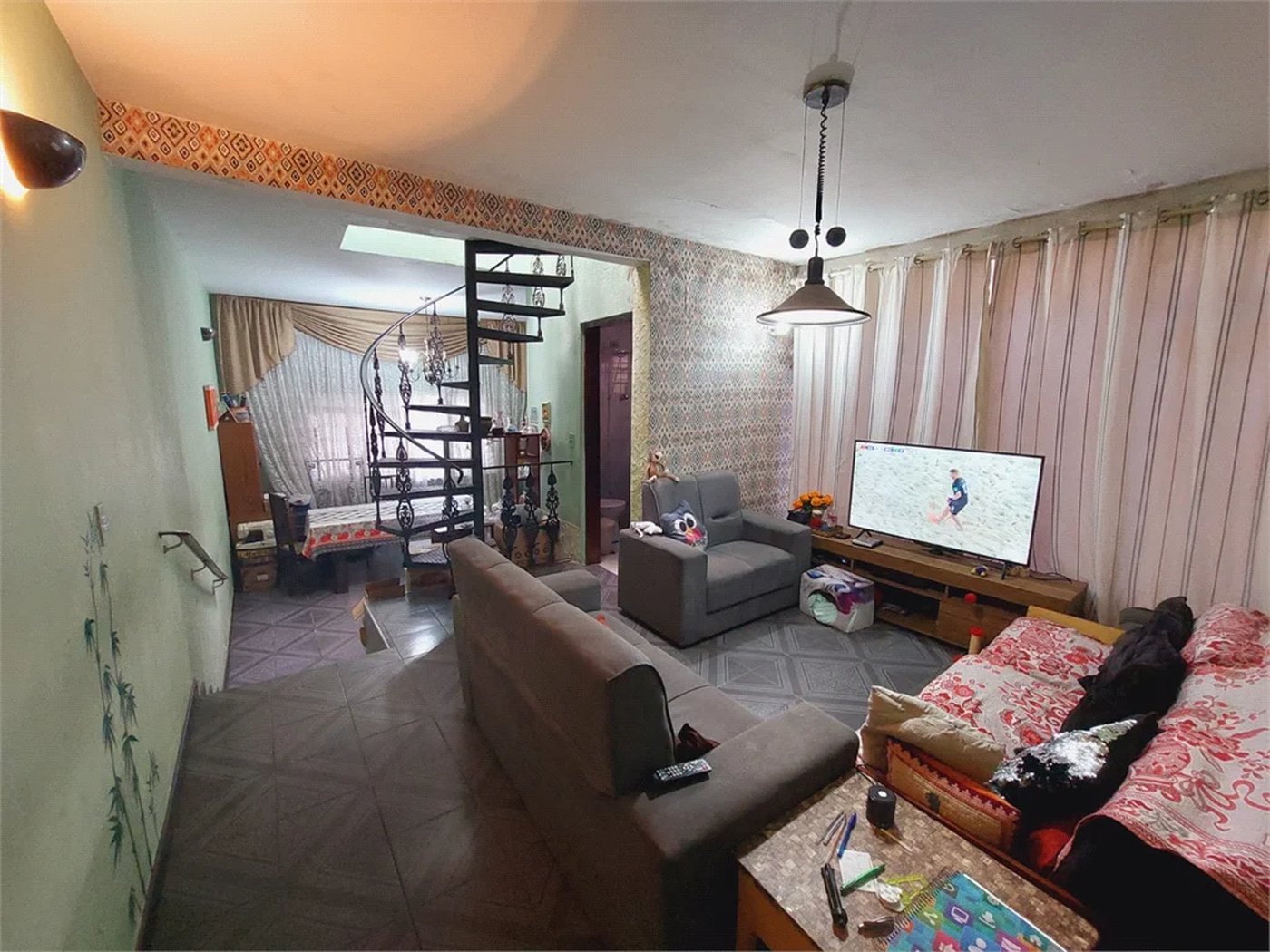 Sobrado à venda com 4 quartos, sendo 2 suítes, em Vila Leopoldina, São Paulo, SP