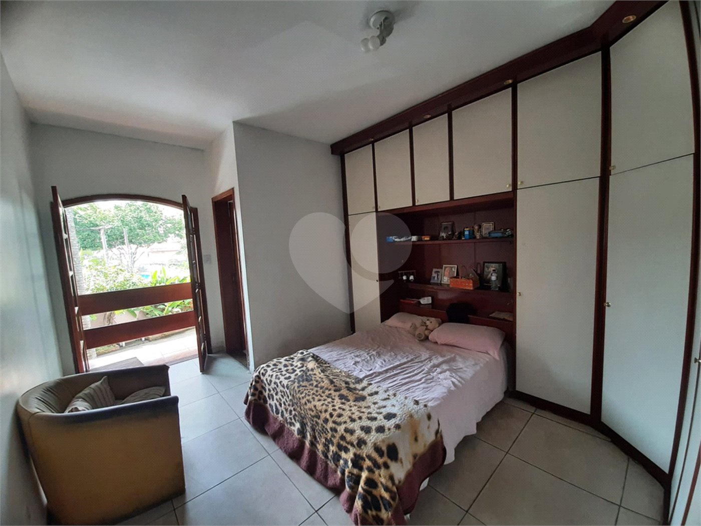 Casa à venda com 3 quartos, sendo 1 suíte, no condomínio Cantareira Park, São Paulo - SP