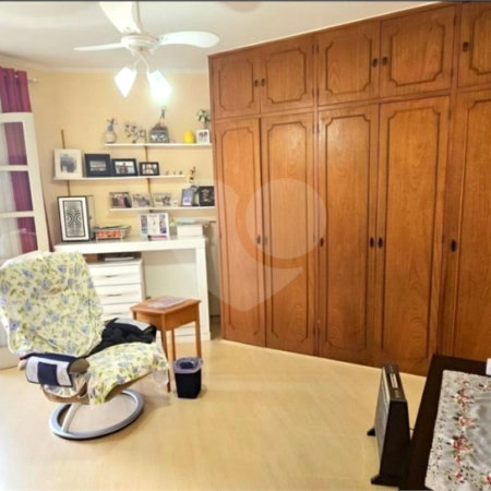 Casa à venda com 3 quartos, sendo 1 suíte,  em Jardim Ester Yolanda, São Paulo, SP