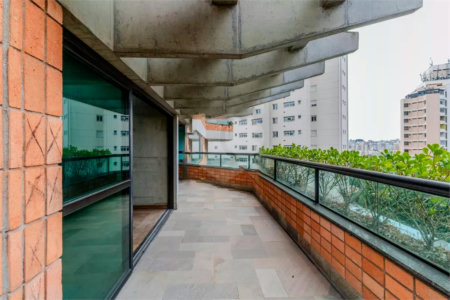 Apartamento à venda com 4 quartos, sendo 2 suítes, em Paraíso do Morumbi, São Paulo, SP