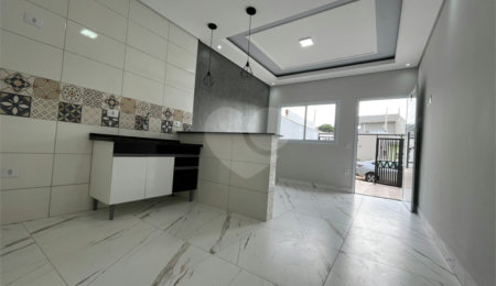 Casa de Vila à venda com 2 quartos, sendo 1 suíte,  em Jardim das Orquídeas, Sorocaba, SP