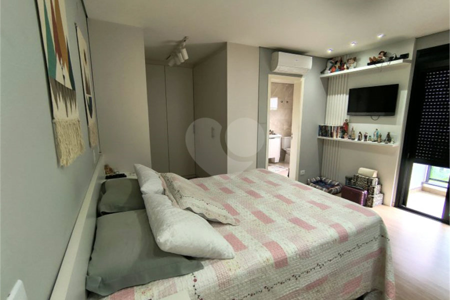 Casa à venda com 4 suítes no condomínio Res São Pedro da Aldeia, São Paulo - SP