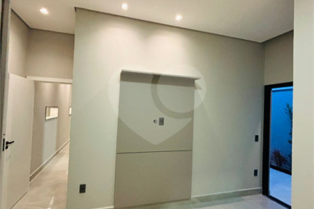 Casa à venda com 3 quartos, sendo 1 suíte, no condomínio Vila Ytu, Indaiatuba - SP