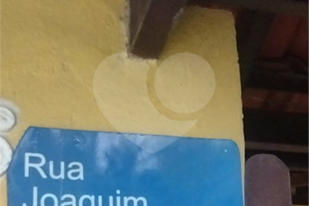 Casa à venda com 2 suítes, no condomínio Residencial Vitória Régia, Bertioga - SP