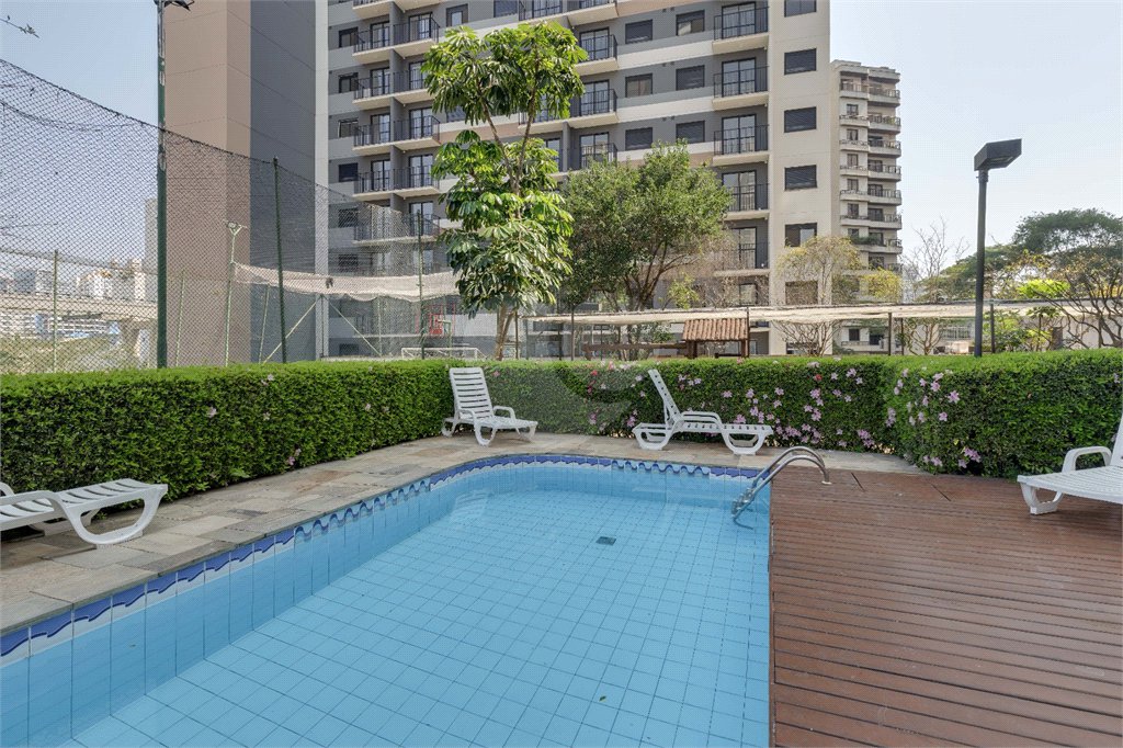 Apartamento à venda com 3 suítes em Campo Belo, São Paulo, SP