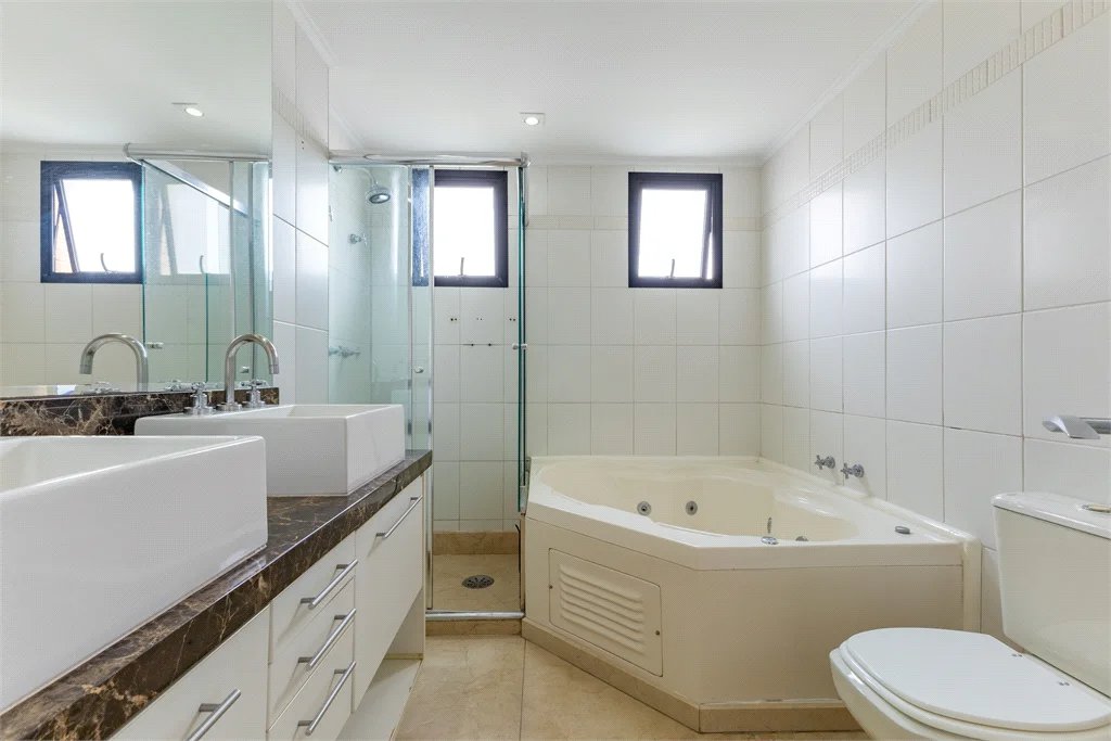 Apartamento à venda com 4 quartos, sendo 3 suítes, em Vila Suzana, São Paulo, SP