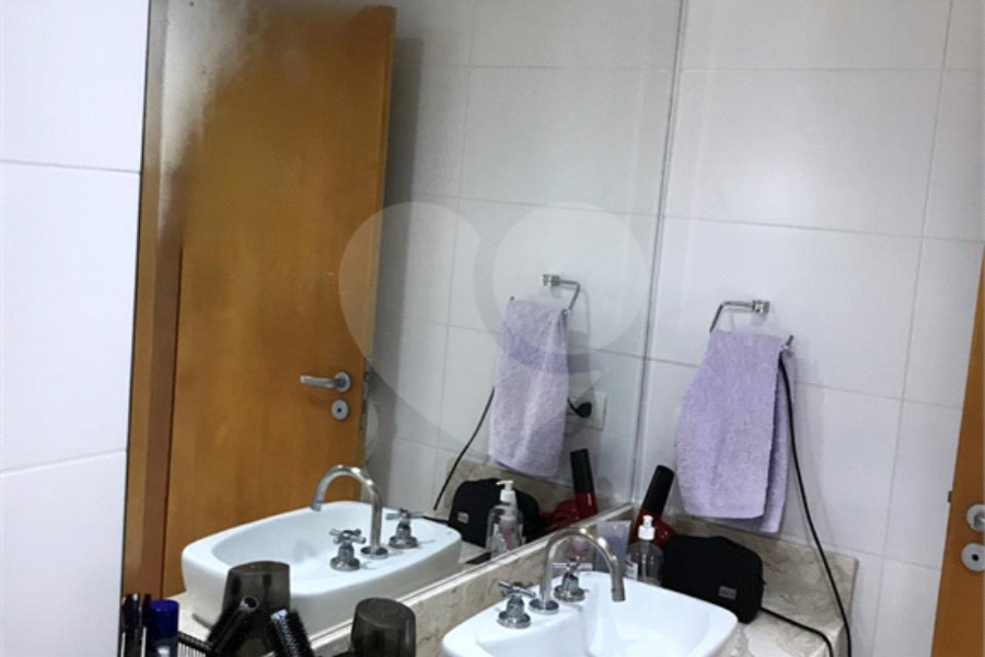 Casa à venda com 3 suítes no condomínio Alpes da Cantareira, Mairiporã - SP