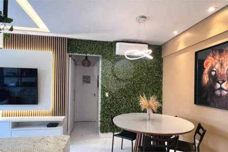 Apartamento à venda com 2 suítes em Santa Teresinha, São Paulo, SP
