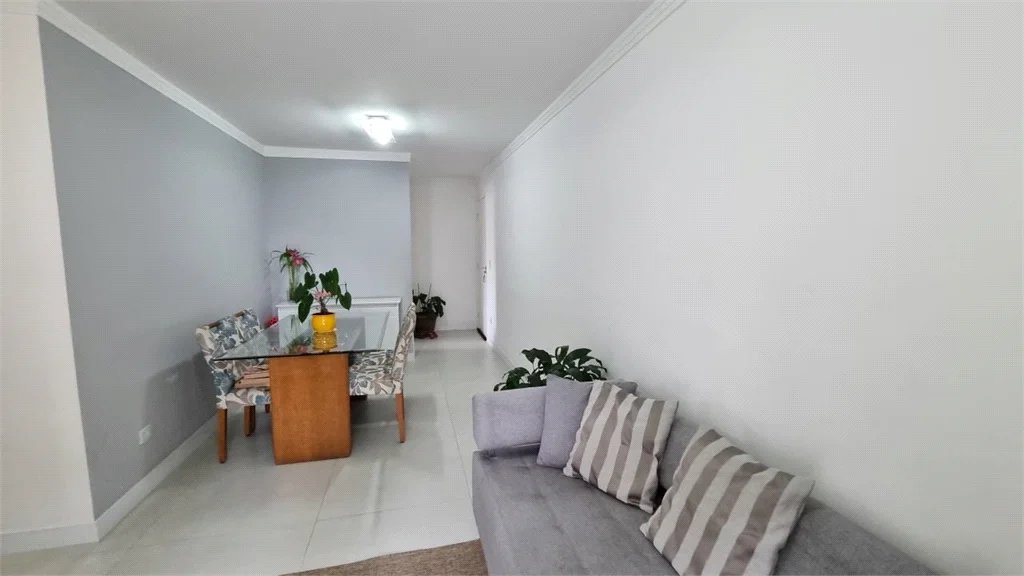 Apartamento à venda com 3 quartos, sendo 1 suíte,  em Jardim Esmeralda, São Paulo, SP