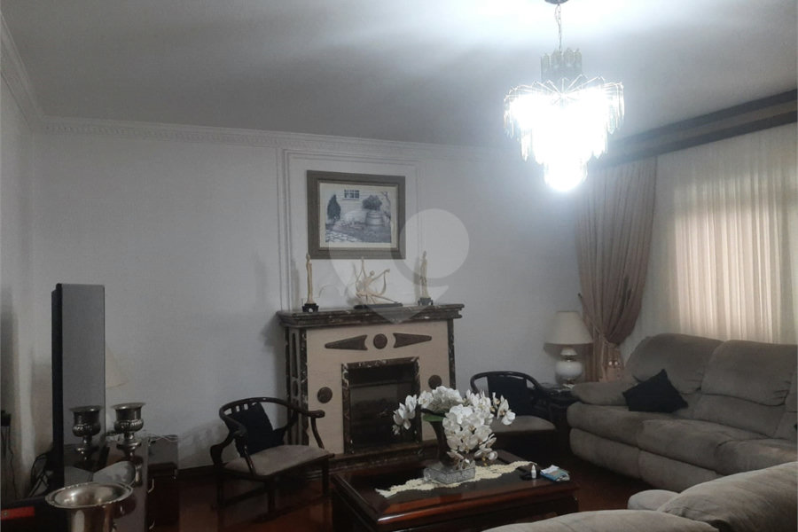 Sobrado à venda com 4 quartos, sendo 2 suítes, em Tremembé, São Paulo, SP