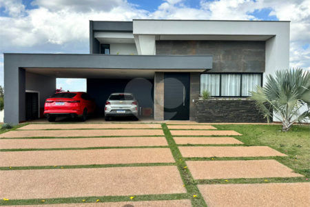 Casa à venda com 3 suítes no condomínio Villas do Golfe, Itu - SP