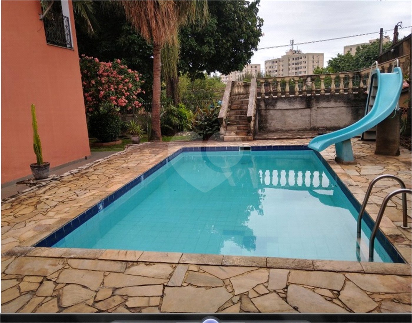 Casa à venda com 5 quartos, sendo 2 suítes, em Campo Grande, Rio de Janeiro, RJ