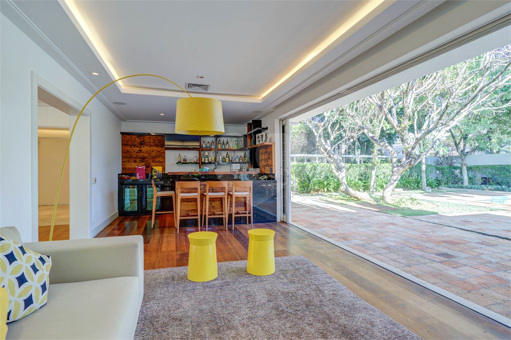 Casa Térrea à venda com 4 suítes em Alto da Boa Vista, São Paulo, SP