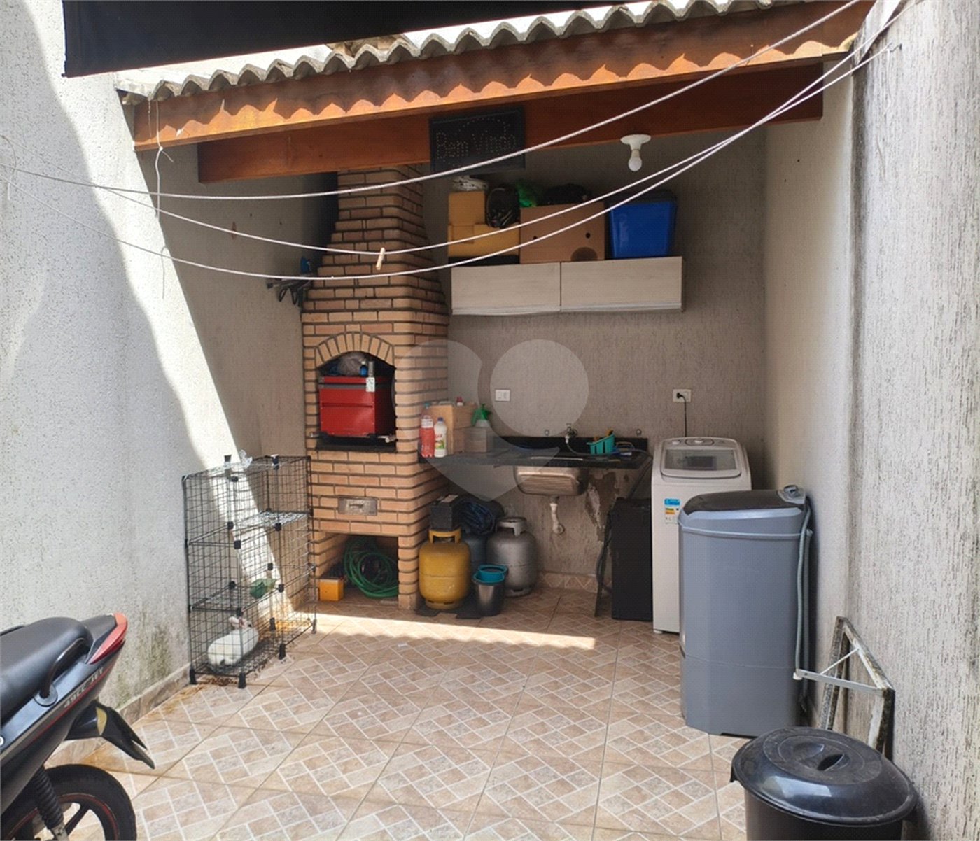 Sobrado à venda com 3 quartos, sendo 1 suíte, em Tremembé, São Paulo, SP