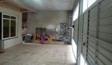 Sobrado à venda com 3 quartos, sendo 1 suíte,  em Tremembé, São Paulo, SP