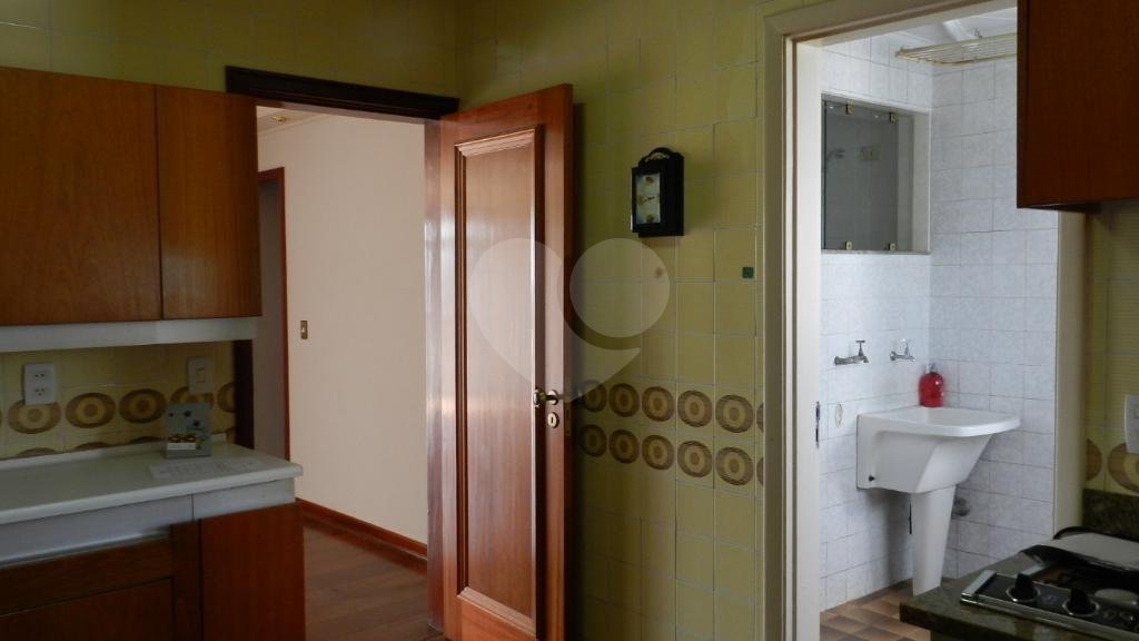 Apartamento à venda com 3 quartos, sendo 1 suíte, em Alto da Boa Vista, São Paulo, SP