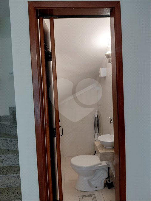 Casa à venda com 2 suítes no condomínio Residencial Guilhen, São Paulo - SP