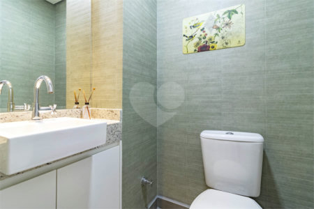 Apartamento à venda com 3 quartos, sendo 1 suíte,  em Perdizes, São Paulo, SP