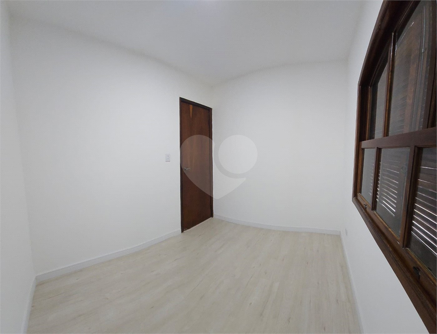 Sobrado à venda com 3 quartos, sendo 2 suítes, em Ferreira, São Paulo, SP