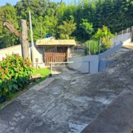 Chácara à venda com 5 quartos, sendo 1 suíte, em Do Carmo (canguera), São Roque, SP