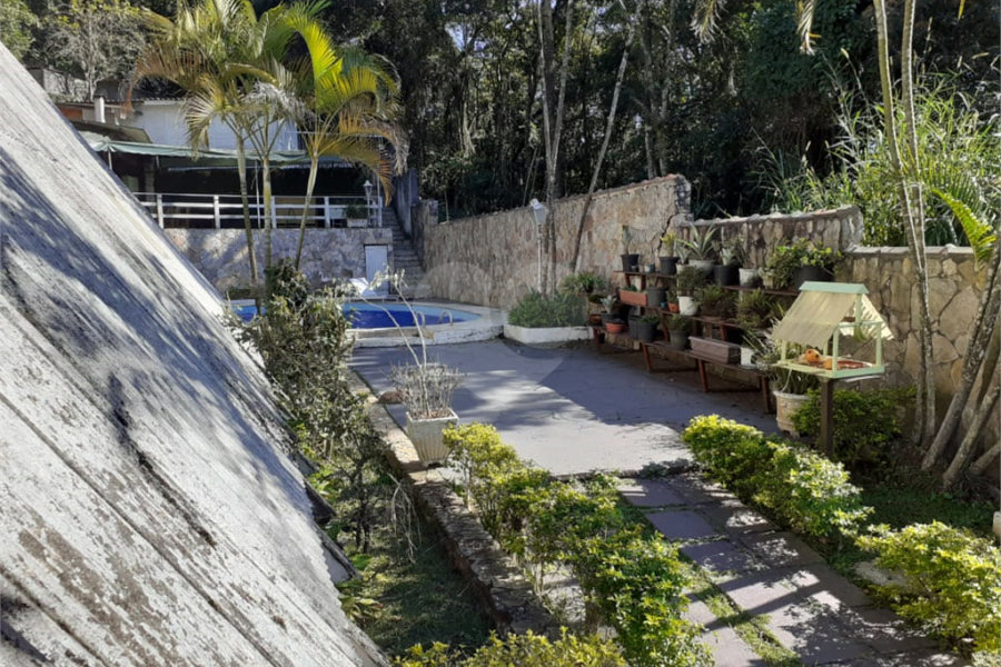 Sobrado à venda com 3 quartos, sendo 1 suíte, em Samambaia, Mairiporã, SP