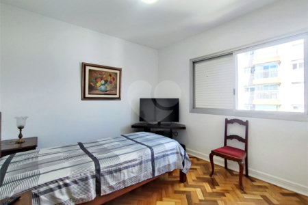 Apartamento à venda com 3 quartos, sendo 1 suíte, em Alto da Boa Vista, São Paulo, SP