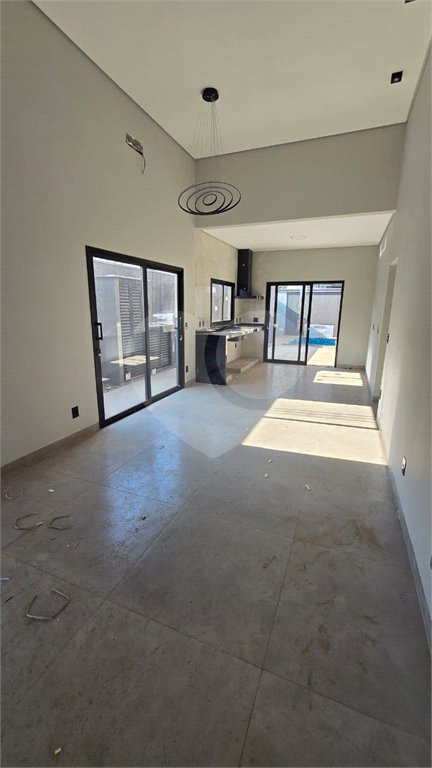 Casa à venda com 3 suítes no condomínio Village Damha III, Araraquara - SP