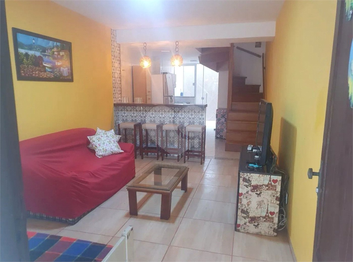 Casa à venda com 3 quartos, sendo 1 suíte, em Ogiva, Cabo Frio, RJ