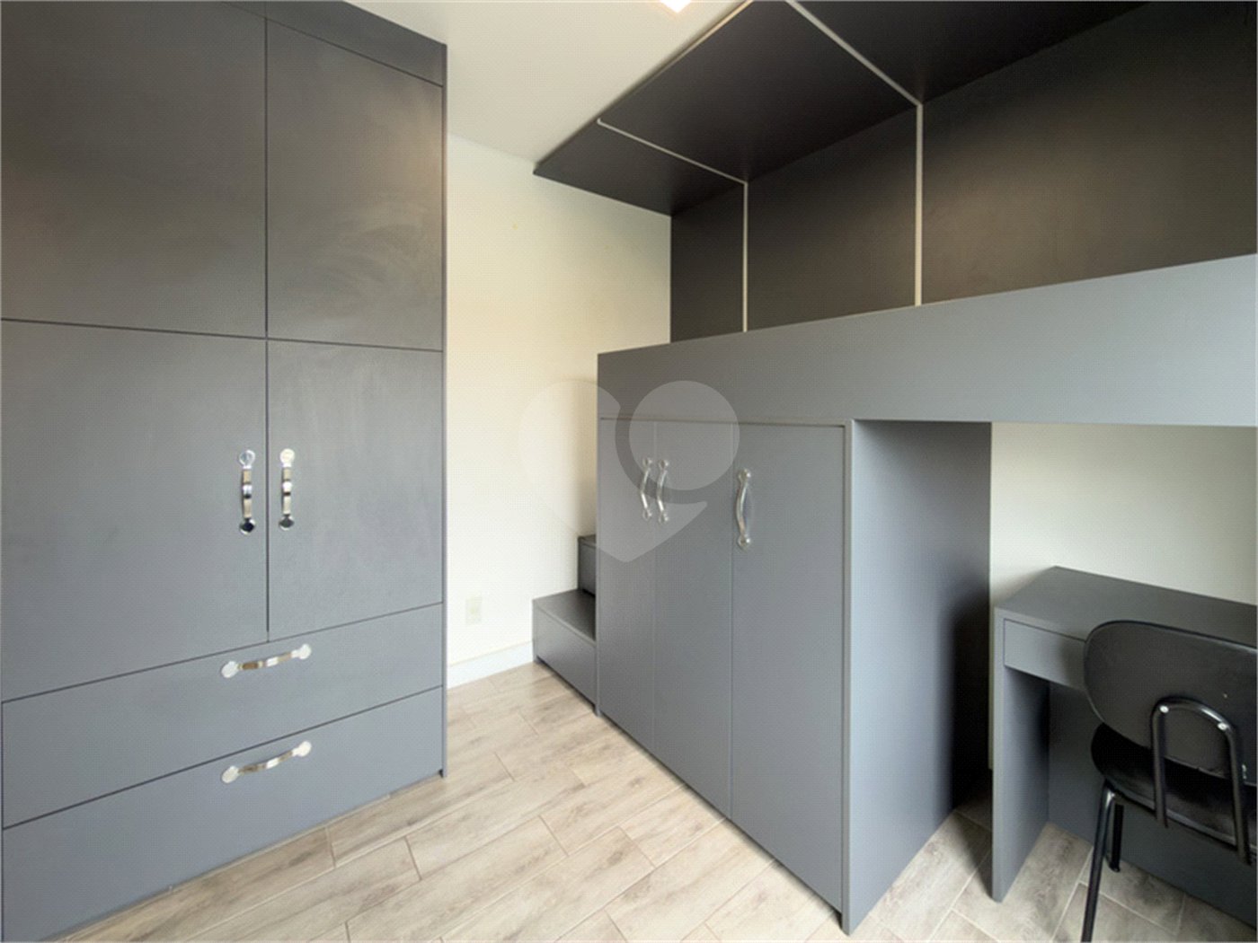 Apartamento à venda com 4 quartos, sendo 2 suítes, em Pinheiros, São Paulo, SP