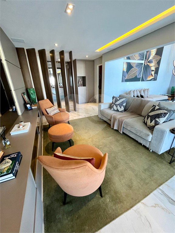 Apartamento à venda com 4 quartos, sendo 3 suítes, em Morumbi, São Paulo, SP