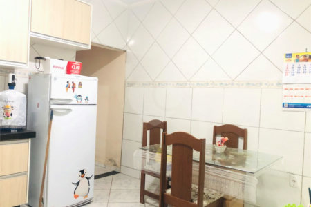 Casa à venda com 4 quartos, sendo 1 suíte,  em Jardim Marica, Mogi das Cruzes, SP