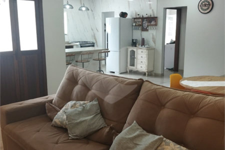 Casa à venda com 3 quartos, sendo 2 suítes,  em São José, Armação dos Búzios, RJ