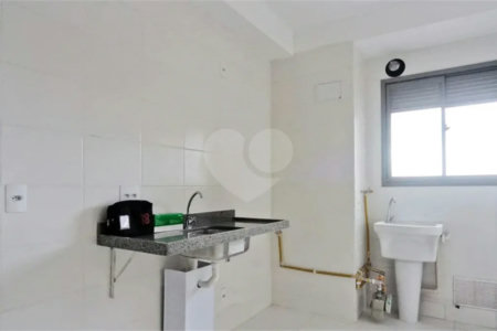 Apartamento com 30m², 1 dormitório, à venda na Freguesia do Ó.