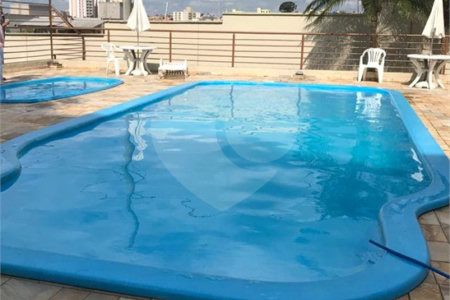 Apartamento à venda com 3 quartos, sendo 1 suíte, em Vila Santana, Mogi das Cruzes, SP