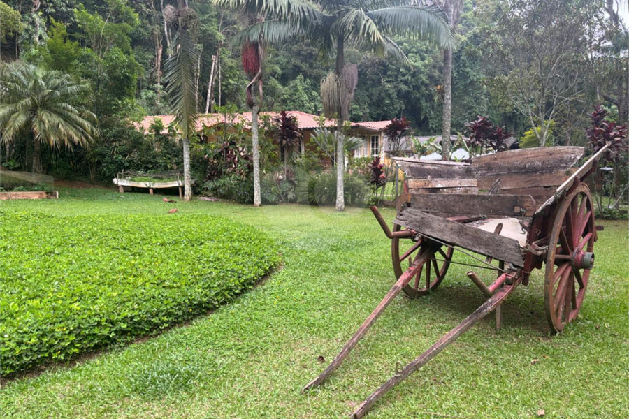 Casa à venda no condomínio Parque Imperial da Cantareira, Mairiporã - SP