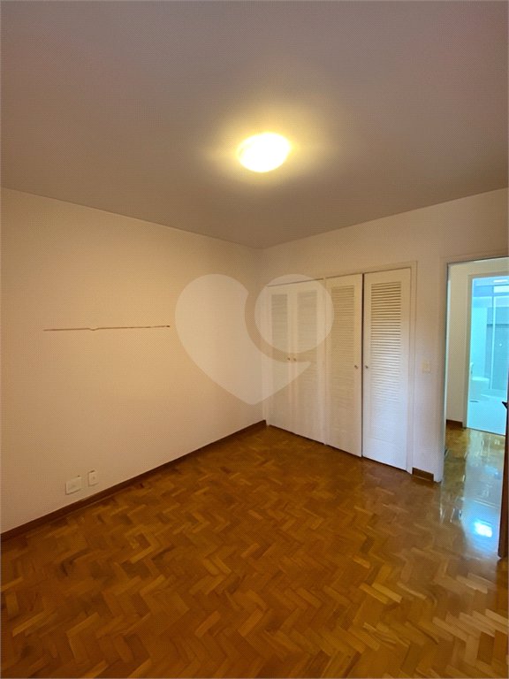 Apartamento à venda com 4 quartos, sendo 1 suíte, em Perdizes, São Paulo, SP