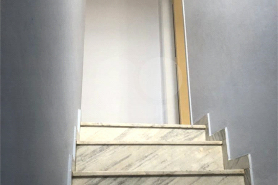 Sobrado à venda com 2 quartos em Artur Alvim, São Paulo, SP
