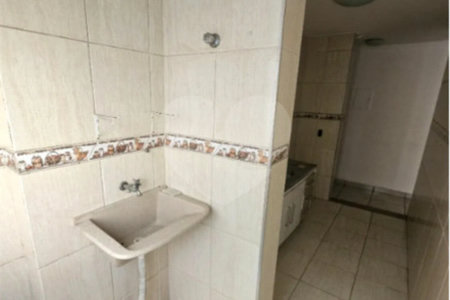 Apartamento à venda com 2 quartos em Jardim Macedônia, São Paulo, SP