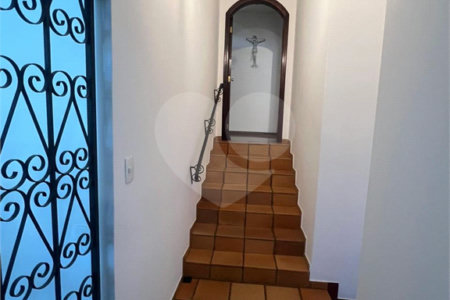 Casa à venda com 5 quartos, sendo 4 suítes, em Parque Maria Helena, São Paulo, SP