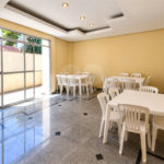 Apartamento de 44 m² com 2 dormitórios, varanda integrada e 1 vaga na Vila Guarani