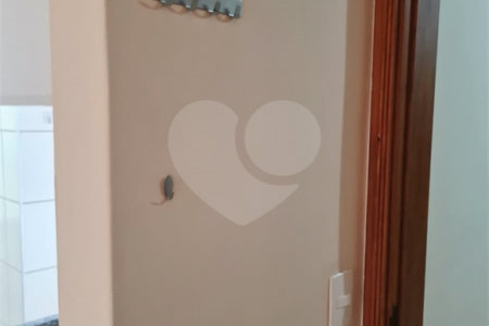 Apartamento no Condomínio Monte Verde.