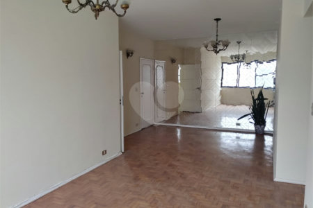 Apartamento à venda com 3 quartos, sendo 1 suíte, em Vila Mariana, São Paulo, SP