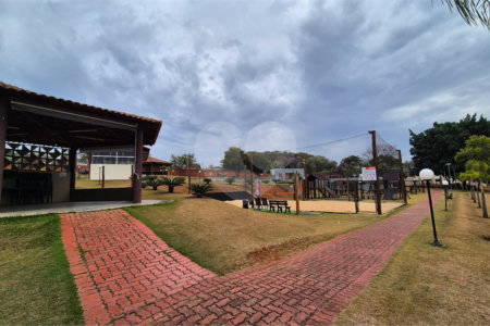 Casa à venda com 3 quartos, sendo 1 suíte,  no condomínio Reserva Ipanema I, Sorocaba - SP