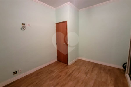 Casa à venda com 6 quartos, sendo 1 suíte,  em Vila Barreto, São Paulo, SP