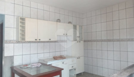 Casa à venda com 3 suítes em Lavapés, Mairiporã, SP