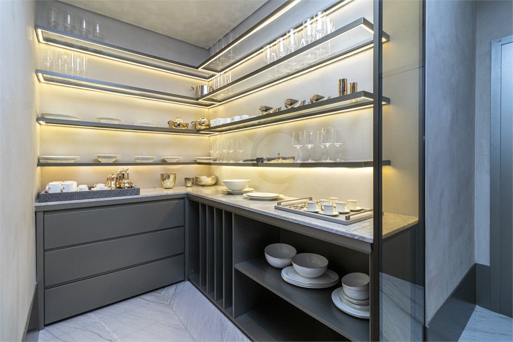 Apartamento à venda com 4 suítes em Jardim Guedala, São Paulo, SP