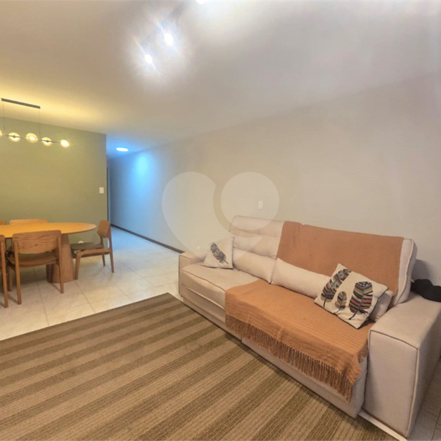 Apartamento à venda com 3 quartos, sendo 1 suíte, em Copacabana, Rio de Janeiro, RJ