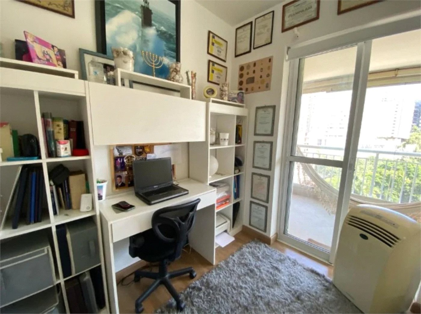 Apartamento à venda com 3 quartos, sendo 1 suíte,  em Vila Andrade, São Paulo, SP