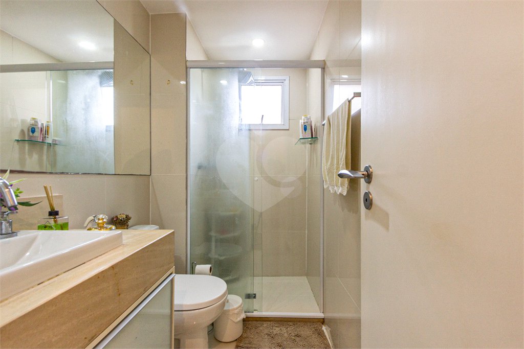 Apartamento à venda com 2 quartos, sendo 1 suíte,  em Jardim das Acácias, São Paulo, SP