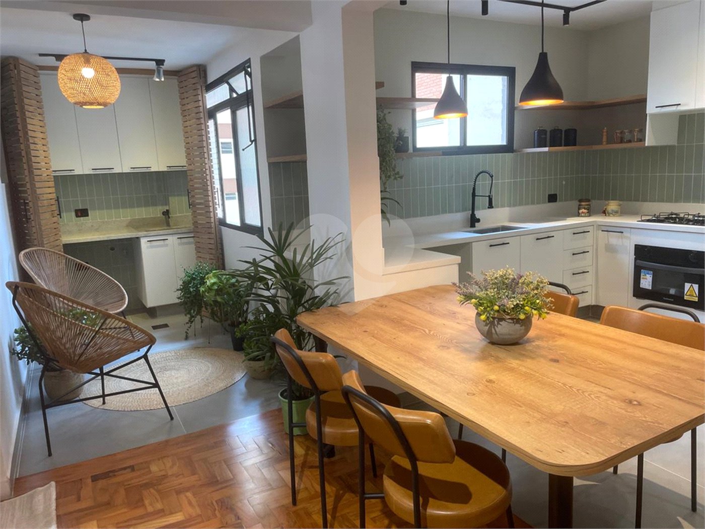 Apartamento à venda com 2 suítes em Pinheiros, São Paulo, SP